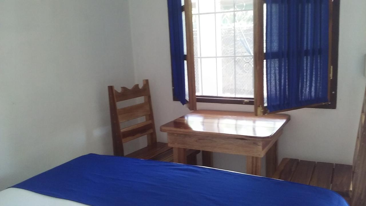 Cabinas Smith 2 Cahuita Dış mekan fotoğraf